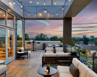 AC Hotel by Marriott Tuscaloosa Downtown - Tuscaloosa - Balkón