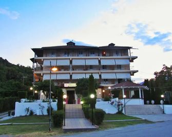 Balogiannis Hotel - Panteleimonas - Gebäude