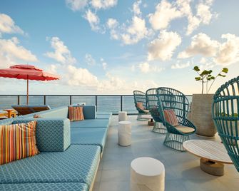 Hotel Indigo Bridgetown Barbados By IHG - Бріджтаун - Балкон