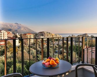 Hotel Bono - Budva - Balkon
