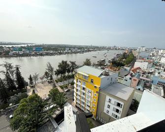 킴 토 호텔 - 깐토 - 발코니