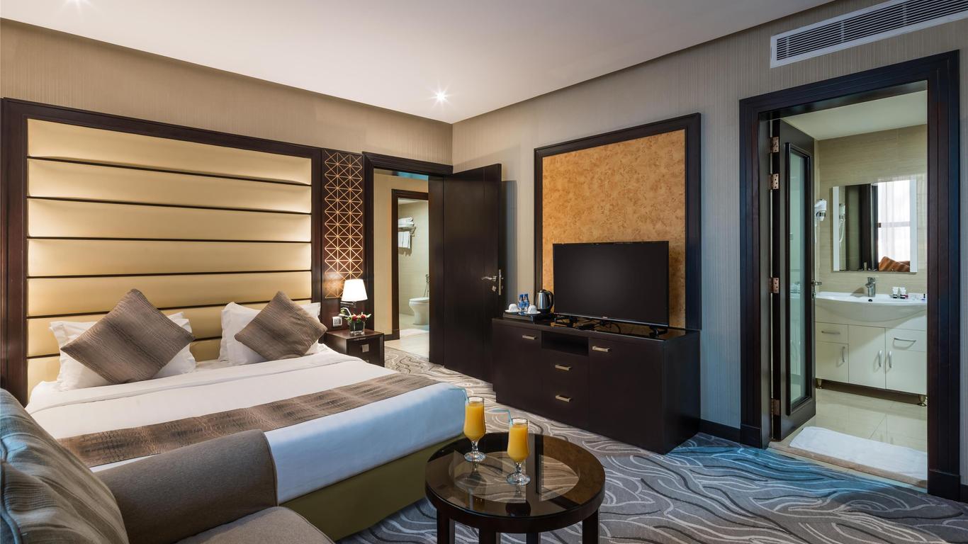 Naviti Warwick Al Khobar