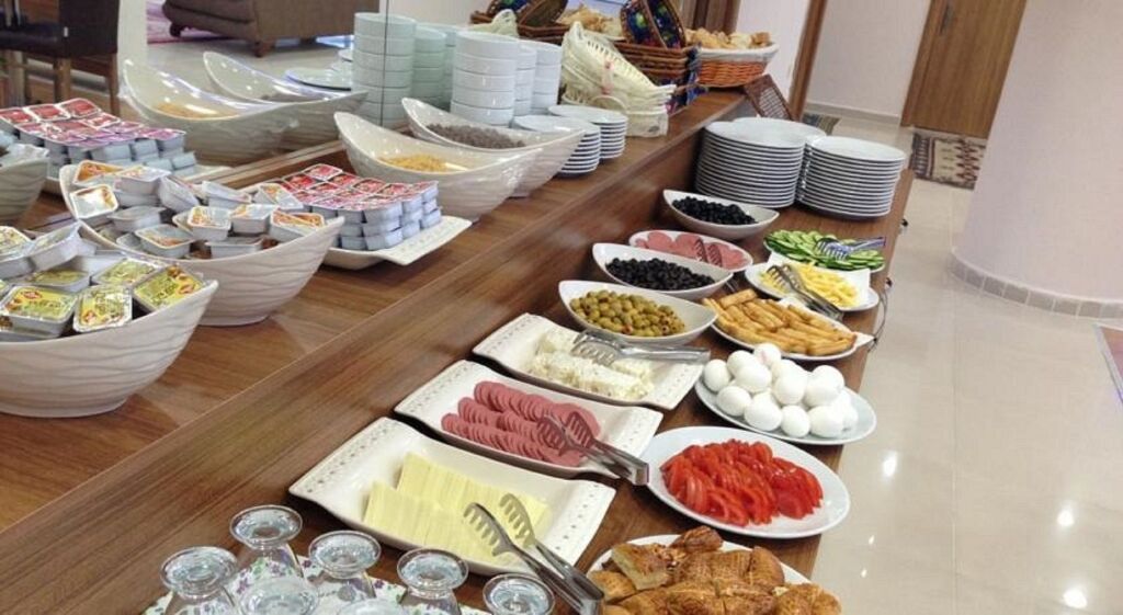 Grand Dedem Hotel - בייצ'קמג'ה - בופה