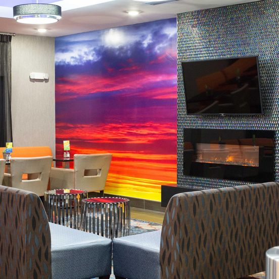 Lounge view of Holiday Inn Express & Suites Oklahoma City Southeast - I-35
