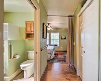 Stables and Indoor Pool Access Lecanto Retreat! - Lecanto - Baño