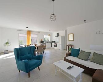 Villa MARIA with swimming pool - Air conditioning - Wi-Fi - Parking - Mormoiron