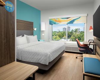 Tru by Hilton Miami West Brickell - Miami - Bedroom
