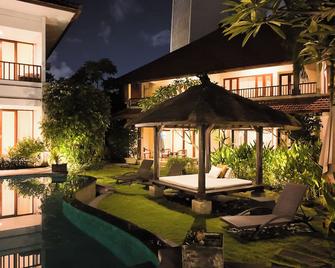 Villa Diana Bali - Kuta - Patio