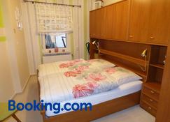 Ferienwohnung Fräbel - Schmalkalden - Slaapkamer