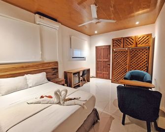 Sea Tower Hotel - Puerto Viejo de Talamanca - Habitación