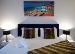 Bay Of Fires Apartments - St Helens - Schlafzimmer
