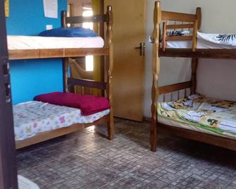 Taubatexas hostel e pousada - Taubate - Slaapkamer