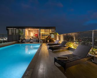 Quest Prime Pemuda - Semarang - Semarang - Pool