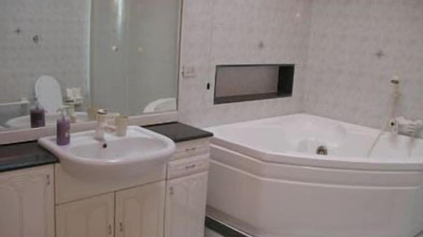 Airport Torre Clementina Inn