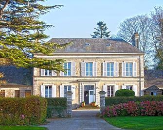 La Fresnee Chambres D'hotes - Mosles