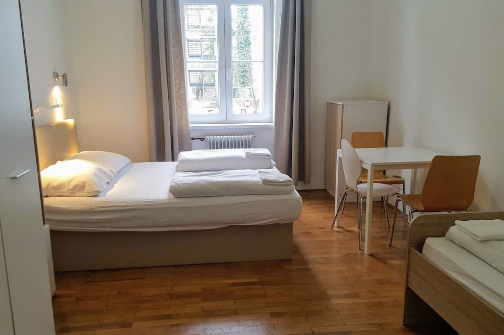 C - Punkt Hostel - Liubliana - Habitación