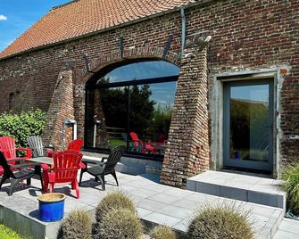 Gite design Les Palmiers - 6 people, Indoor swimming pool - Arques - Patio