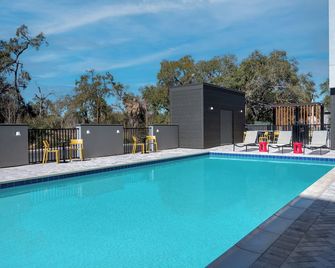 Home2 Suites by Hilton Riverview Tampa - Riverview - Pool