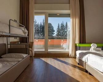 Hotel Milano - Fondo - Schlafzimmer