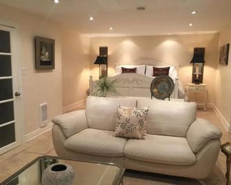 Lion's Head B&b - Niagara Falls - Sala de estar