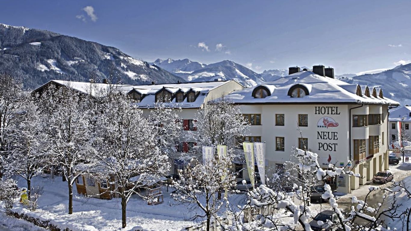 Upside Down Town Hotel Neue Post