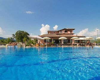 L'Oasi del Fauno Country House - Casal Velino - Piscina