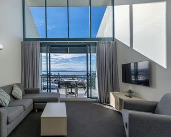 The Landmark Resort Nelson Bay - Nelson Bay - Living room