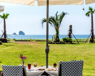Sun and moon Resort - Andeok-myeon