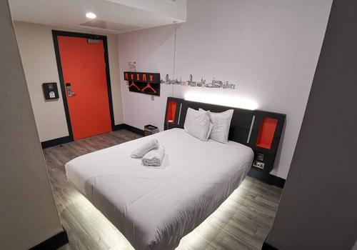 easyhotel Sheffield City Centre, Book Direct £⬇️