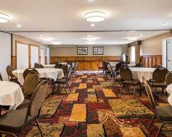 Country Inn and Suites Radisson, Grandville-Grand - Grandville - Restaurant