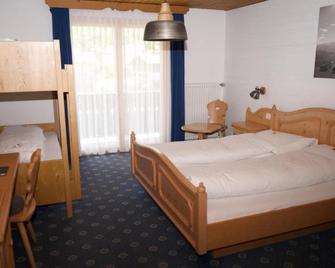 Vögeli Alpenhotel Malbun - Triesenberg - Bedroom