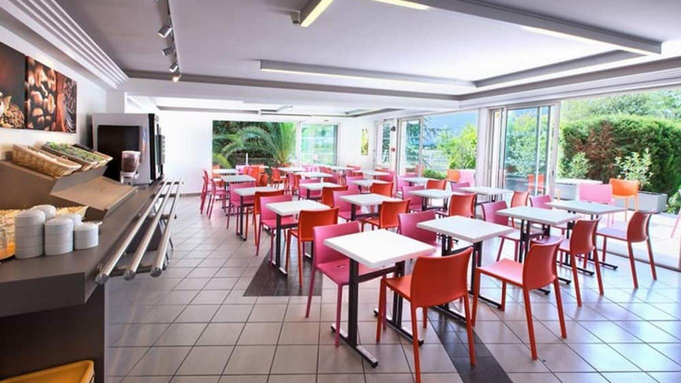 Hotel Formule Club