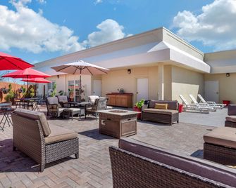 Comfort Inn & Suites Klamath Falls - Klamath Falls - Patio