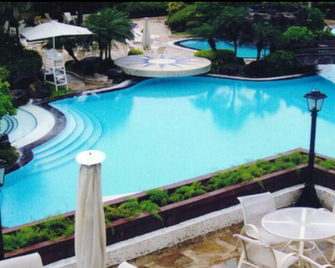 Hotel Jhansla - Neemrana - Pool