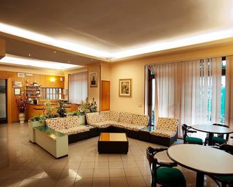 Hotel Nilde - Scanno - Lobby
