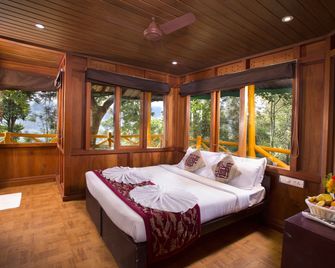 Dream Catcher Plantation Resort - Munnar