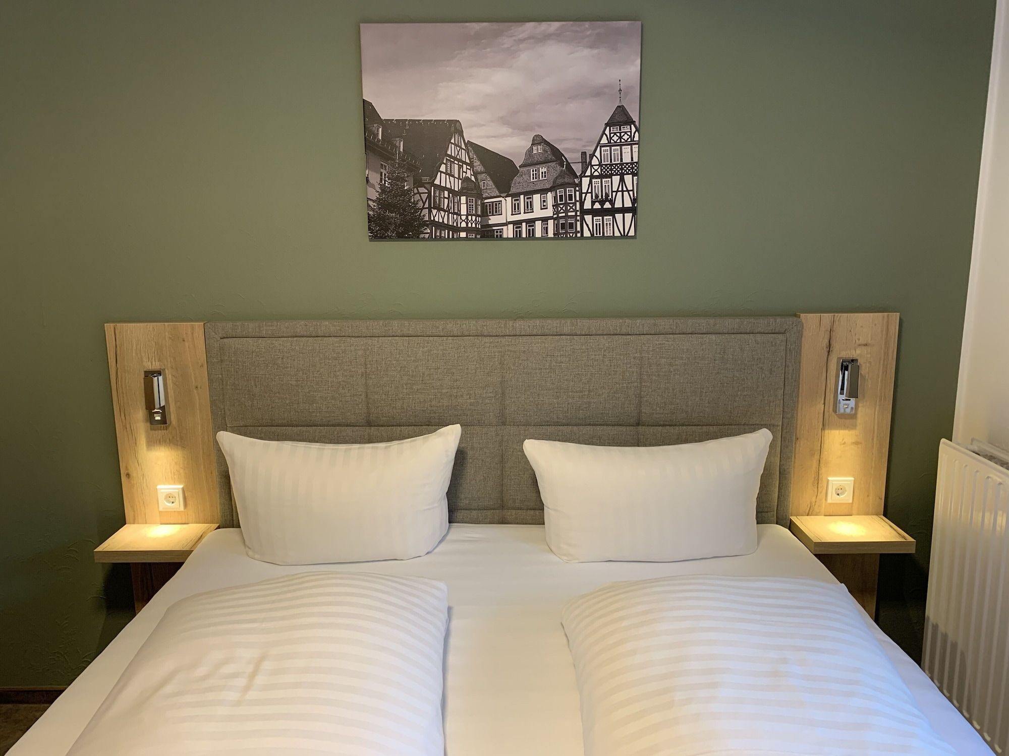 Hotel B4 - Limburg an der Lahn - Slaapkamer