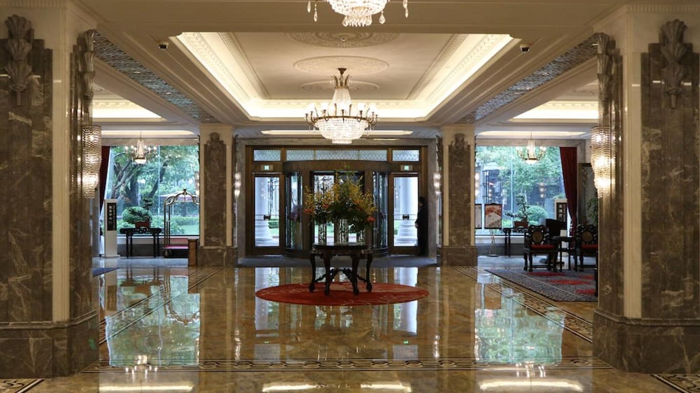 Shanghai Donghu Hotel