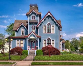 Blue Room at the Feitshans House - Springfield - Building