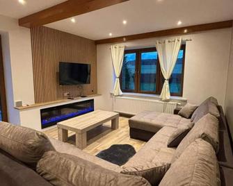 Villa De Miguel Enjoy A Pleasant Moment With Family Or Friends - Paliseul - Wohnzimmer