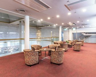 سنترال بلازا هوتل - توكوشيما - ردهة