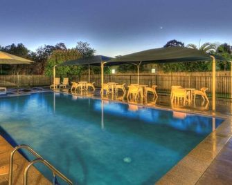 L'Amor Holiday Apartments - Yeppoon - Pool