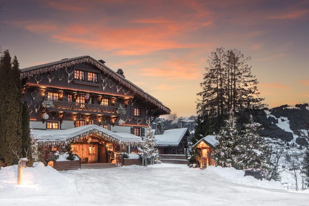 ليه شاليس دو مون داربوا آند سبا - ميجيف - مبنى