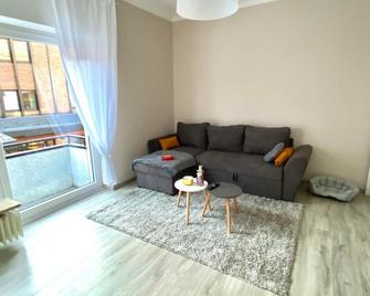 Apartment im Herzen von Bad Salzuflen am Kurpark - Bad Salzuflen - Living room