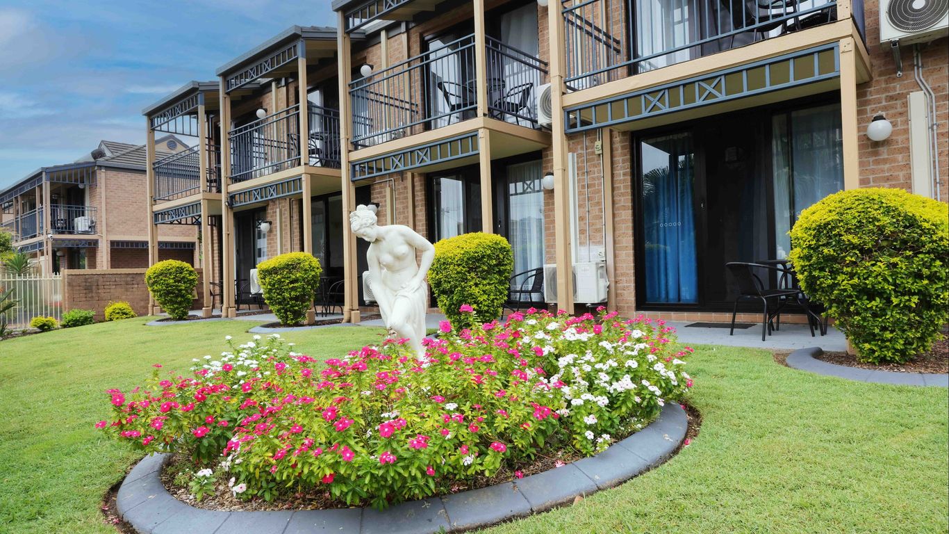 تاون بيتش موتور إن