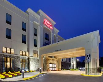 Hampton Inn & Suites Philadelphia/Bensalem - Bensalem - Gebäude