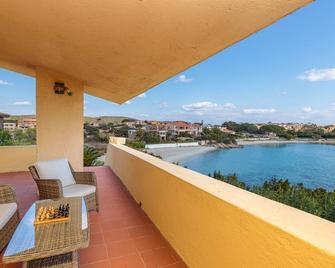 Villa Oleandri 50m From Seashore, Golfo Aranci, Italy - Golfo Aranci - Balkon