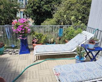 Entire 2BR, centrally-located, w/parking! - San Francisco - Balkon