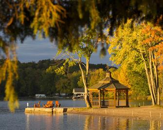 Deerhurst Resort - Huntsville - Bina