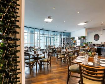 San Diego Suites Ipatinga - Ipatinga - Restaurace